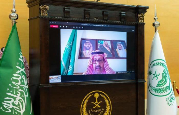 أمير الباحة يجتمع مع مشايخ القبائل بحضور مدير عام لجان النظر بطلبات التملك