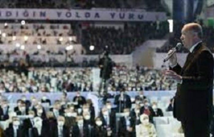 "أردوغان" يعرِّض آلاف الأتراك للإصابة بـ"كورونا" في سبيل المكاسب الحزبية