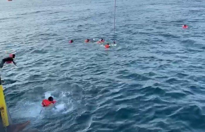 60 مفقودًا و116 ناجيًا قبالة السواحل الليبية بعد احتراق مركبهم