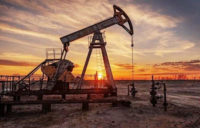 النفط يستقر أعلى 85 دولار مع تصاعد توترات الشرق الأوسط