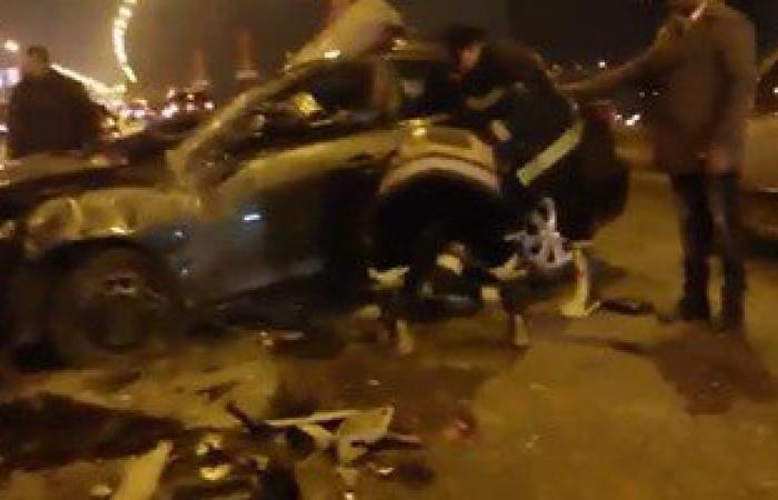 مصرع شاب وإصابة آخر فى حادث سقوط دراجة بخارية بحفرة على طريق القاهرة-الفيوم