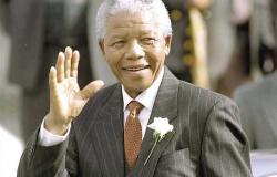 «زي النهارده» .. إطلاق سراح المناضل الأفريقي نيلسون مانديلا 11 فبراير 1990