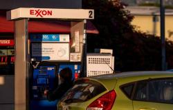 أسعار البنزين تصل لأعلى مستوى لها في أمريكا