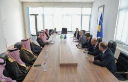 لجنة شورية تلتقى مسؤولين كوسوفيين