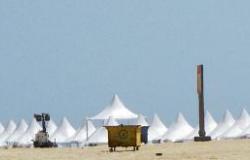 تخييم الـ«5 نجوم» يجذب السياح إلى شواطئ ينبع