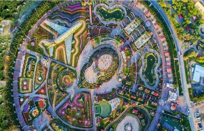 بالصور.. دبي تضم أكبر حديقة زهور في العالم