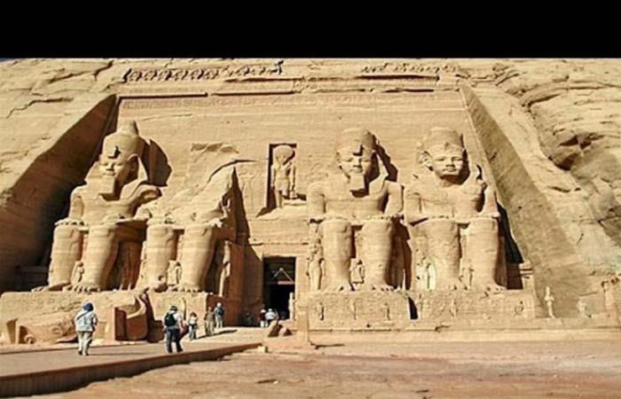 معبد أبو سمبل.. بناه مصري واكتشفه إيطالي وأنقذته اليونسكو (صور)