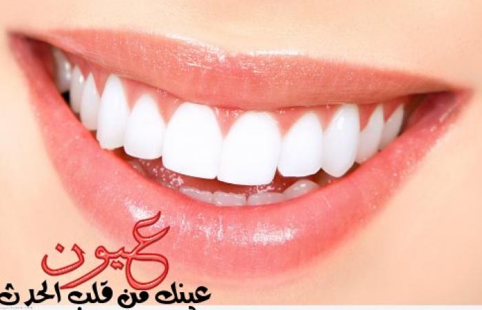 أطعمة تسبب إصفرار الأسنان وكيفية ازالتها بوصفات طبيعية