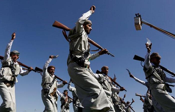 "أنصار الله" تهاجم الجيش اليمني بالطائرات المسيرة والمدفعية في البيضاء