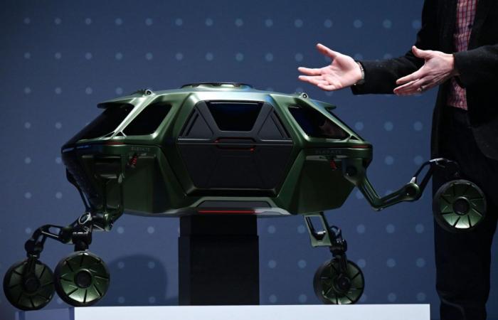 هيونداي تكشف عن سيارة روبوتية للإنقاذ في مناطق الكوارث