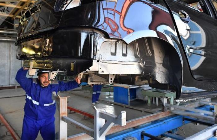 بالصور... انطلاق مصنع لإنتاج وتركيب السيارات السورية الإيرانية في عدرا