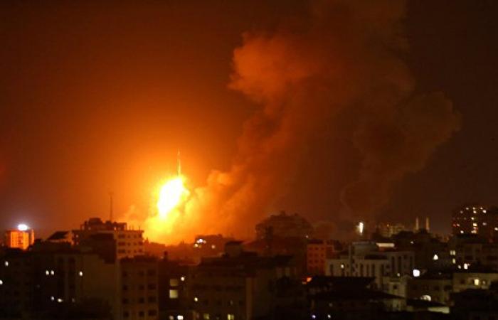 الجيش الإسرائيلي يعلن استهداف موقعين لحماس في غزة