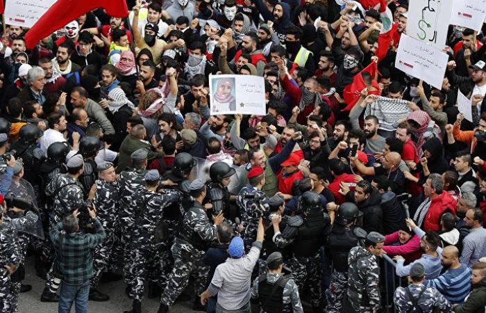 الحزب الشيوعي يحشد مناصريه لتظاهرة الأحد في بيروت