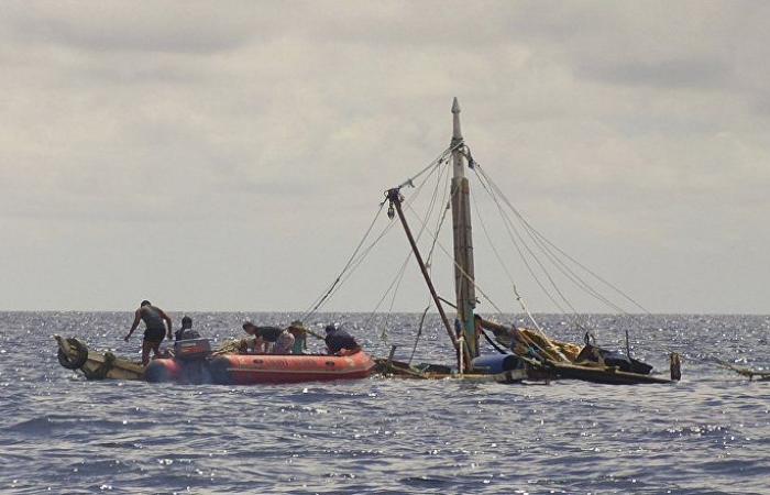 أمواج البحر تقذف 6 صيادين مصريين إلى وسط غزة