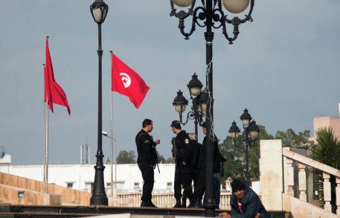 رئيس الوزراء التونسي: الإضراب مكلف والحكومة لا يمكنها تقديم المزيد
