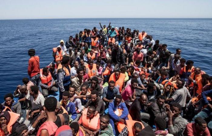"الهجرة الدولية" تعلن غرق قارب مهاجرين قرب السواحل الليبية