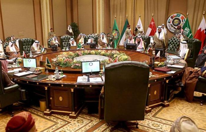 اتفاقات جديدة بين السعودية والإمارات بعيدا عن مجلس التعاون الخليجي