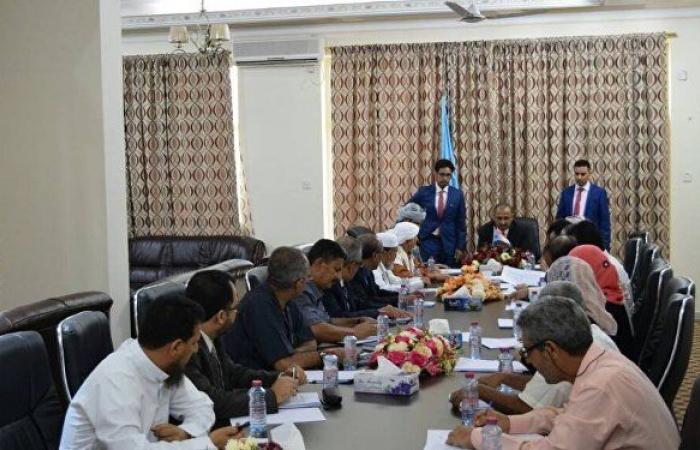 الحكومة اليمنية تنتقد بيانا للأمم المتحدة بشأن قصف مخيم للنازحين