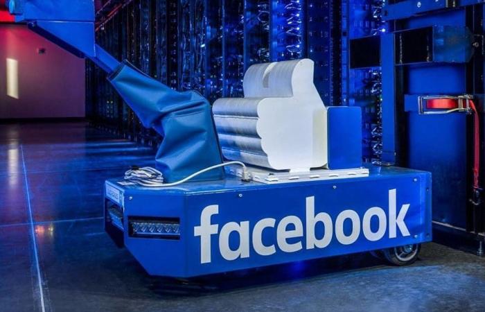 فيسبوك ترفض الادعاءات بأن نصف حساباتها مزيفة