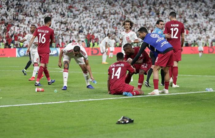 الاتحاد الآسيوي يصدم الإمارات بعد واقعة "رمي لاعبي قطر بالأحذية"