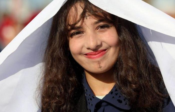 خبراء يكشفون الأسباب التي تدفع الشباب والفتيات العرب للانتحار