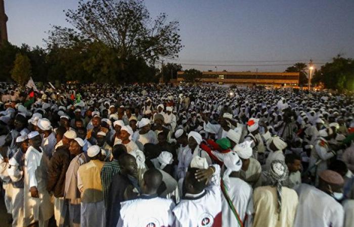 متحدث الرئاسة السودانية السابق يدعو الحكومة لسرعة تنفيذ توصيات الحوار الوطني