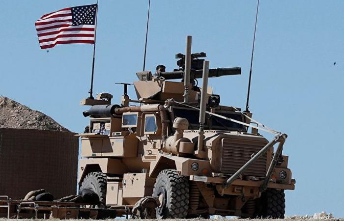رتل أمريكي مدرع جديد ينسحب من شمال الرقة باتجاه الأراضي العراقية