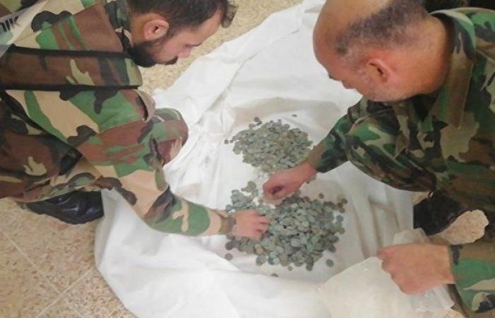 بالفيديو والصور... الأمن الجنائي السوري يفشل تهريب آلاف القطع الأثرية إلى السعودية