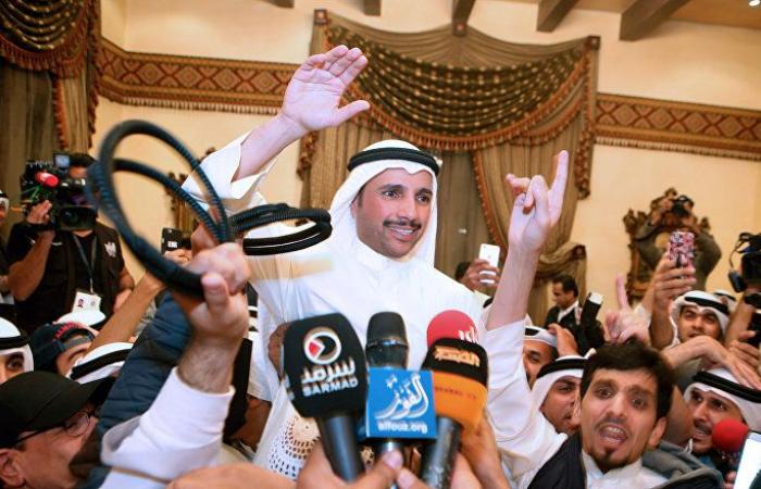 رئيس البرلمان الكويتي يعلق على ظهور مسؤول بخارجية بلاده مع نتنياهو (فيديو)
