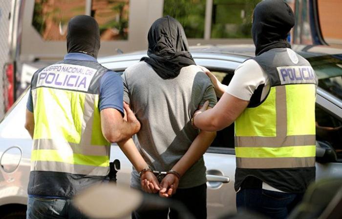 بينهم فتاة... توقيف 4 أشخاص متلبسين بالسرقة تحت تهديد السلاح في المغرب