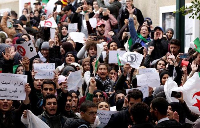 قيادي في حزب جبهة التحرير الوطني الحاكم: الجزائر تتعرض للجيل الخامس من الحروب