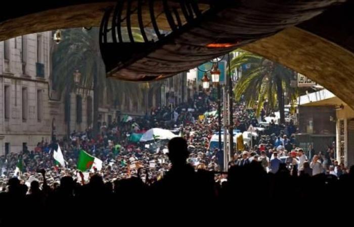 سابقة لم تحدث من قبل منذ انطلاق الاحتجاجات في الجزائر
