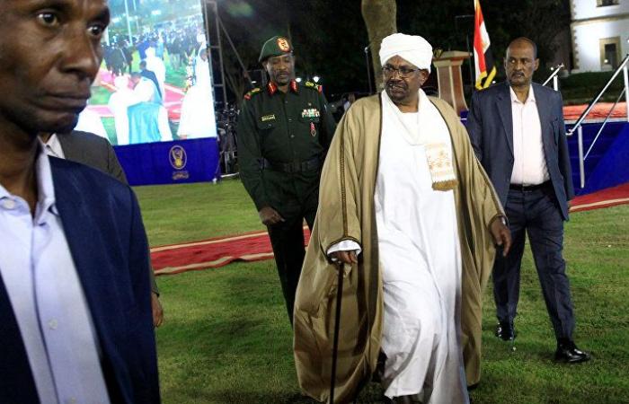 مبادرة سودانية تدعو لتكوين مجلس رئاسي بزعامة البشير