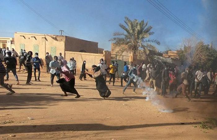 معارض سوداني: التظاهرات لن تسقط البشير