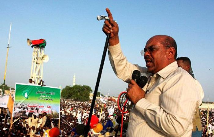 البشير: أبناء السودان يستحقون الرعاية والتأهيل وتحويلهم إلى مواطنين صالحين