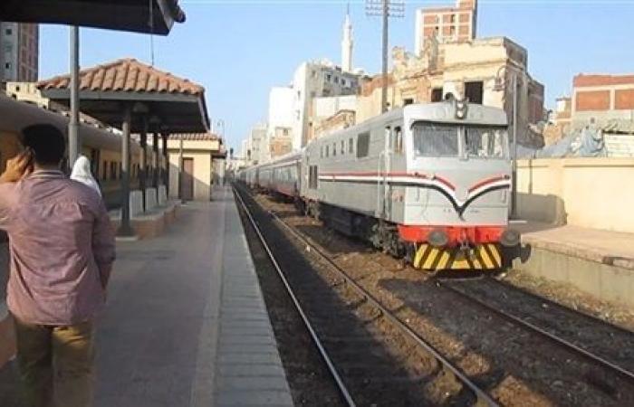 توقف حركة القطارات القادمة من الصعيد إلى القاهرة بسبب تعطل جرار
