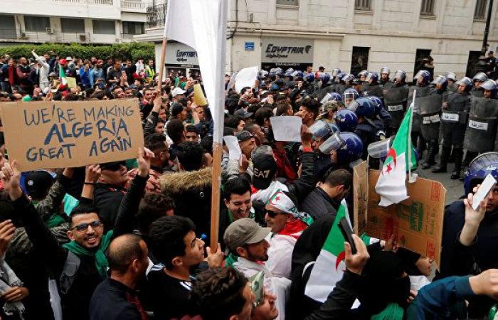 تفاصيل "خارطة طريق" المعارضة الجزائرية لرحيل بوتفليقة