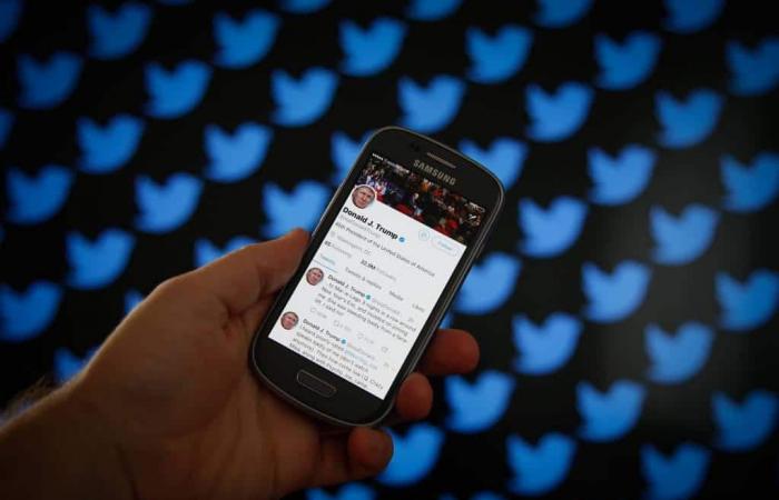 تويتر تفكر في تصنيف تغريدات ترامب الهجومية دون حذفها