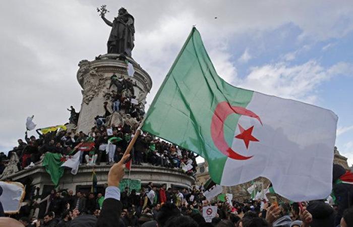 صحيفة تنشر قائمة الممنوعين من السفر في الجزائر
