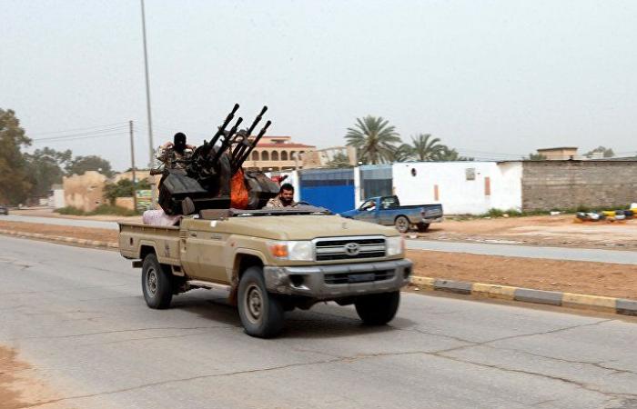 الجيش الليبي يهدد بضرب أي مطار تقلع منه طائرات حربية