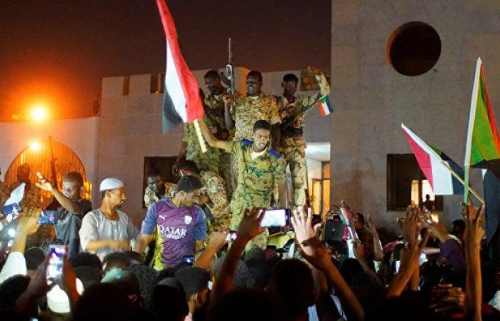 السودان... رسالة عاجلة من رئيس المجلس العسكري المستقيل إلى خليفته "البرهان"