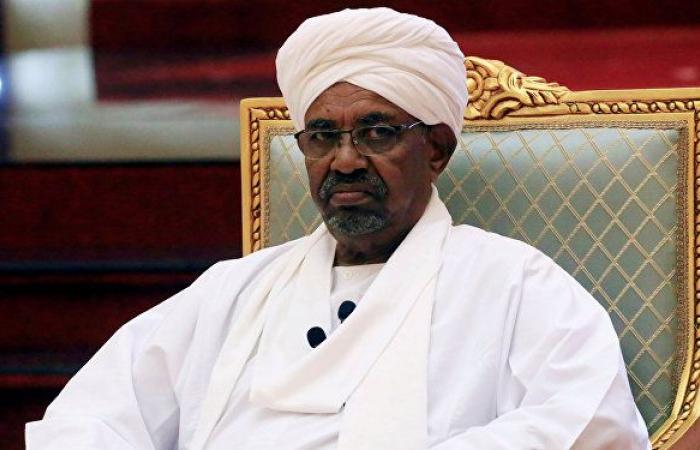 السودان... المجلس العسكري يفاجئ الجميع بشأن تسليم البشير إلى "الجنائية الدولية"