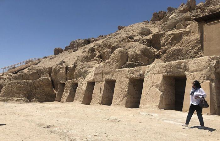 الكشف عن 3 مقابر في الأقصر تعود للأسرة الـ18 منذ نحو 3500 سنة (صور)
