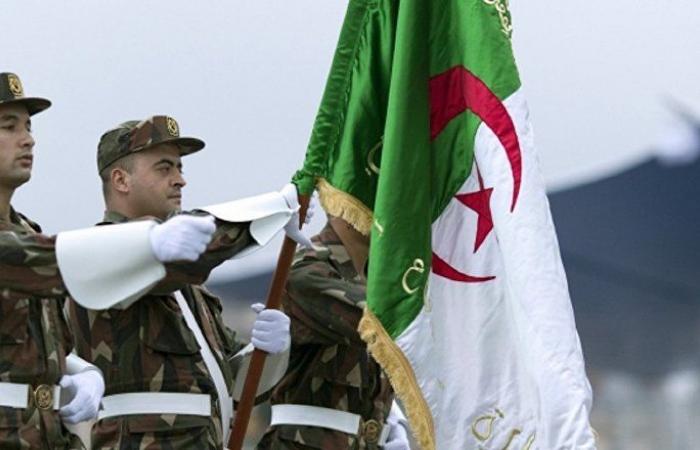 القضاء العسكري في الجزائر يلاحق قائدين عسكريين سابقين بتهمة تبديد أسلحة وذخيرة