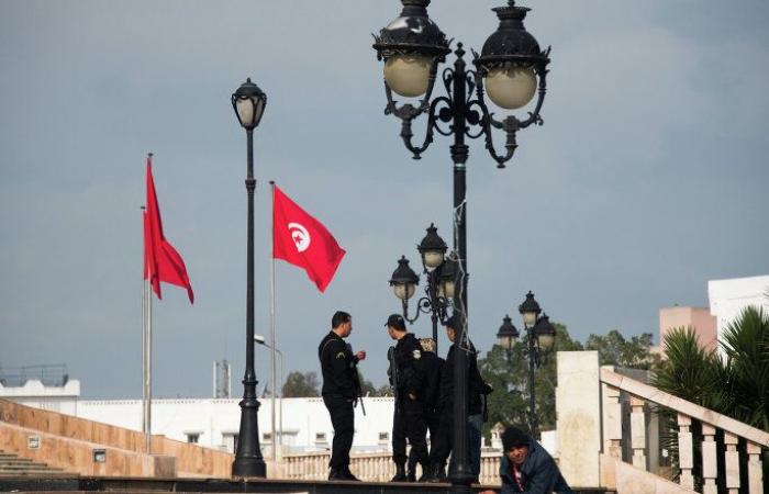 النهضة التونسية تفاجئ الجميع بشأن انتخابات الرئاسة وتوجه رسالة إلى السبسي