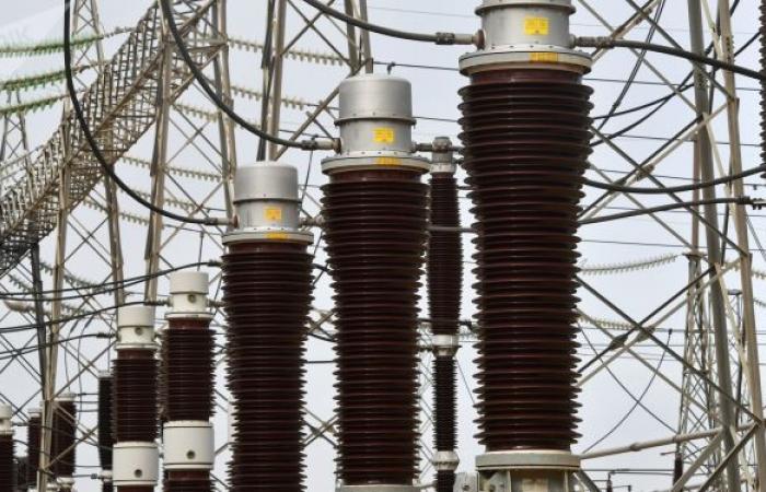 العراق يقر اتفاقا لتنفيذ خارطة تطوير قطاع الكهرباء مع "سيمنس" الألمانية