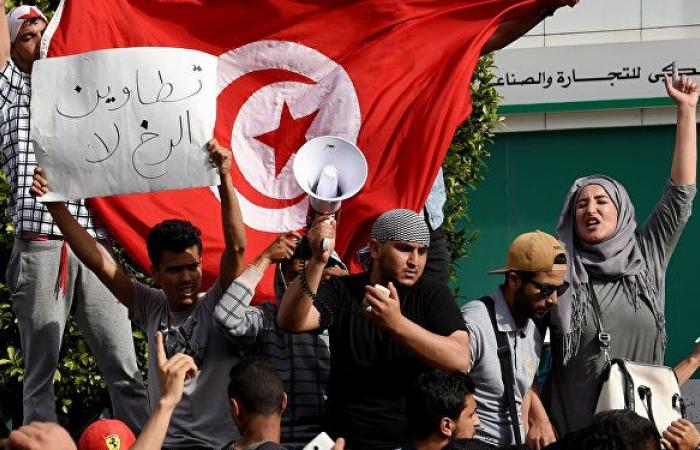 تونس... انقسامات وتحالفات تعنون المشهد السياسي مع انطلاق الموسم الانتخابي