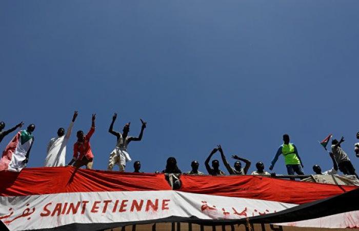 قوى "الحرية والتغيير" في السودان تهدد بإضراب عام ما لم يستجب المجلس العسكري لشروطهم