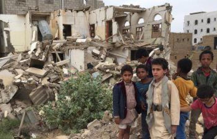 ميليشيات الحوثى تجبر اليمنيين على دفع زكاة الفطر لتمويل العمليات الحربية.. وتوظيف الامسيات الرمضانية لاستقطاب الشباب لجبهات القتال