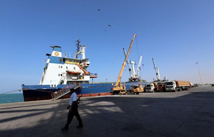 صنعاء تتهم الحكومة بعدم الجدية في مناقشة البنود الاقتصادية لاتفاق الحديدة